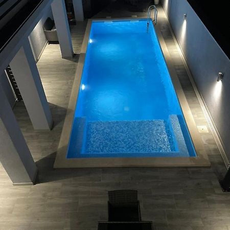 Villa Maleo ميدولين المظهر الخارجي الصورة