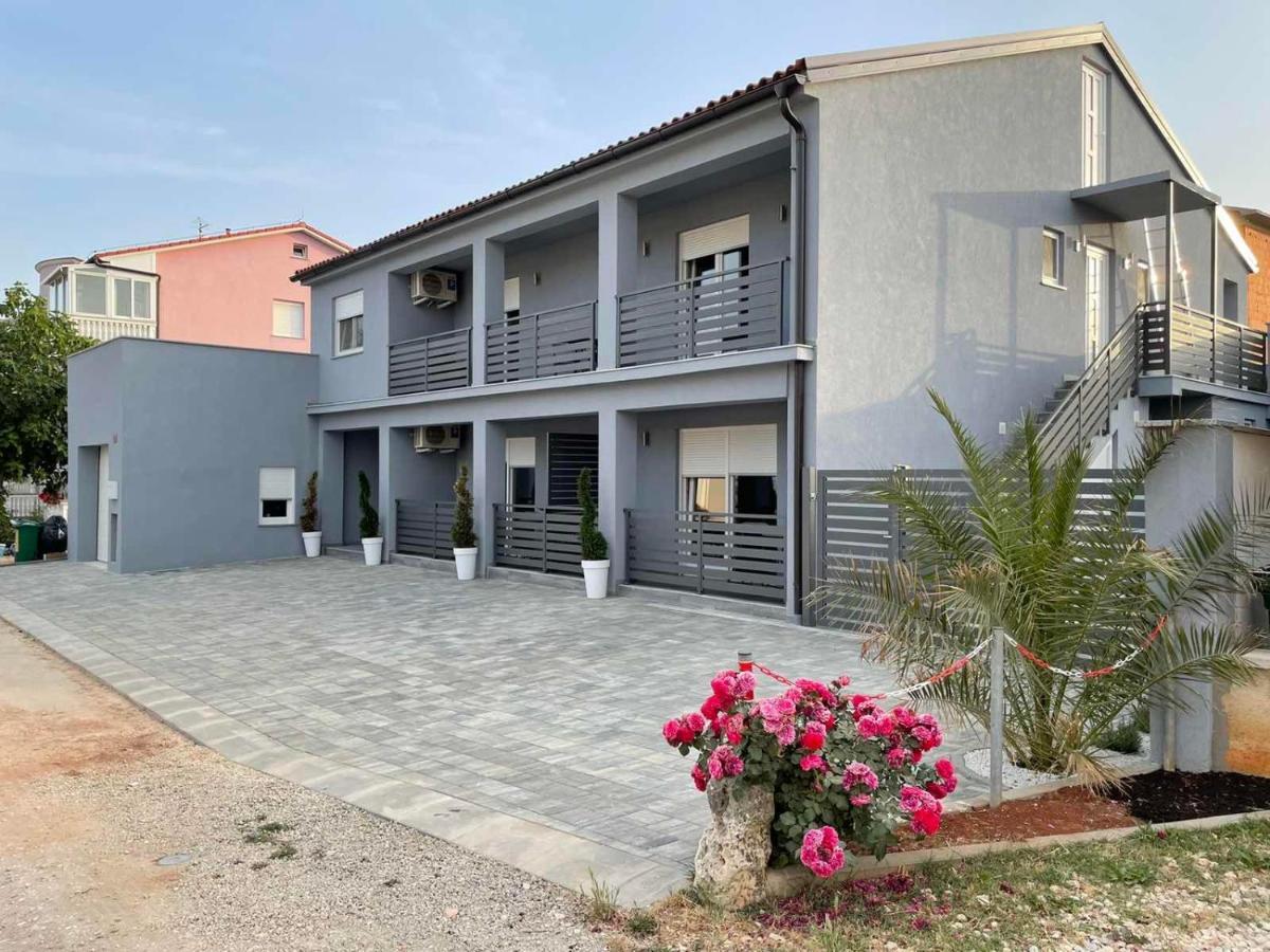 Villa Maleo ميدولين المظهر الخارجي الصورة