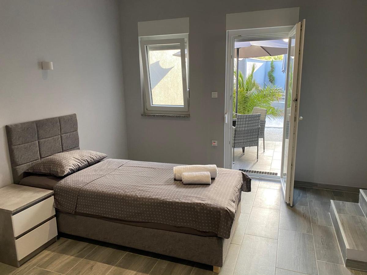 Villa Maleo ميدولين المظهر الخارجي الصورة